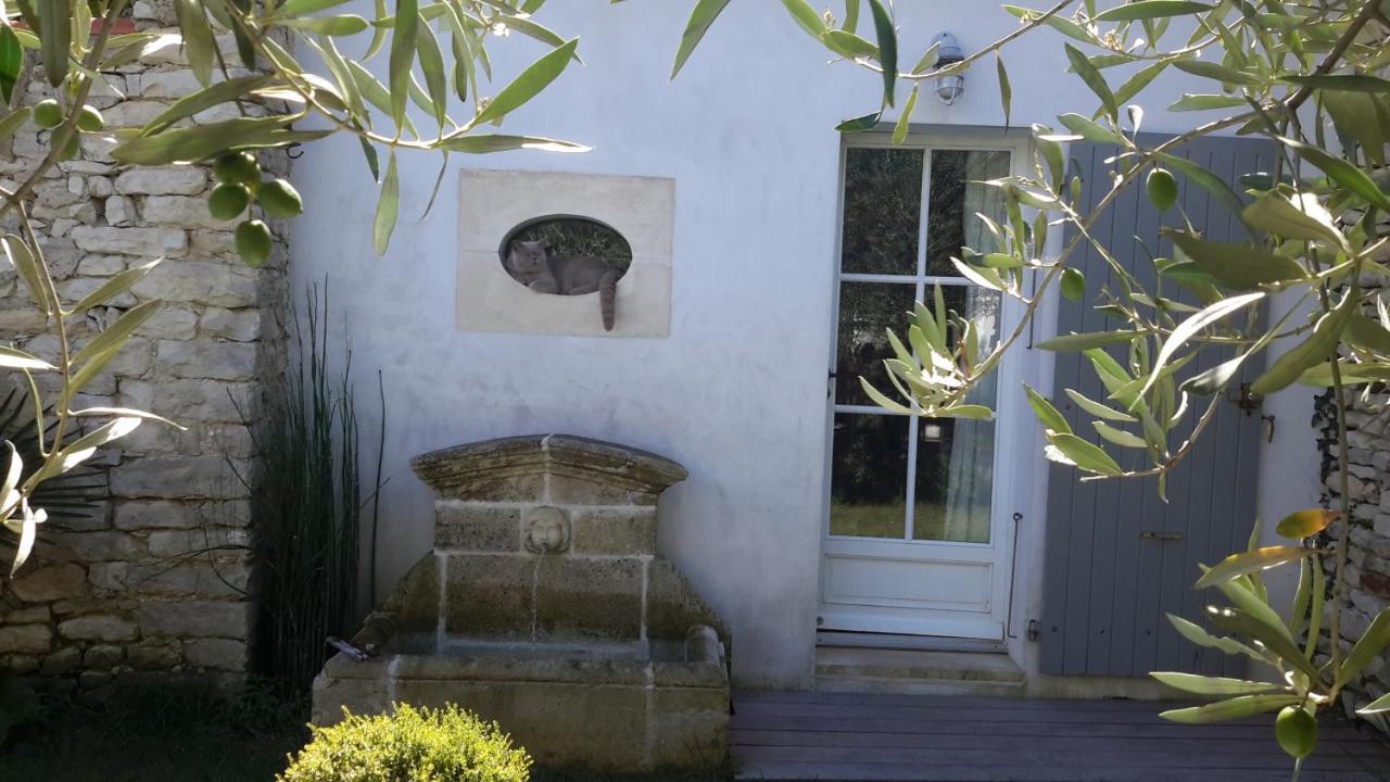 לינה וארוחת בוקר Saint-Martin-de-Ré Les Jardins De Clerjotte מראה חיצוני תמונה
