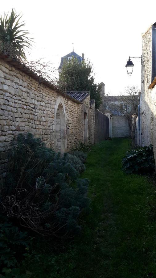 לינה וארוחת בוקר Saint-Martin-de-Ré Les Jardins De Clerjotte מראה חיצוני תמונה